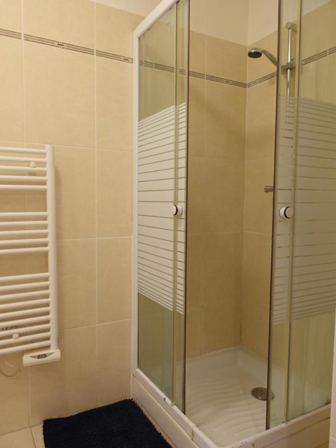 Lovely Appartement With Balcony 5Min Train Station Cannes Kültér fotó