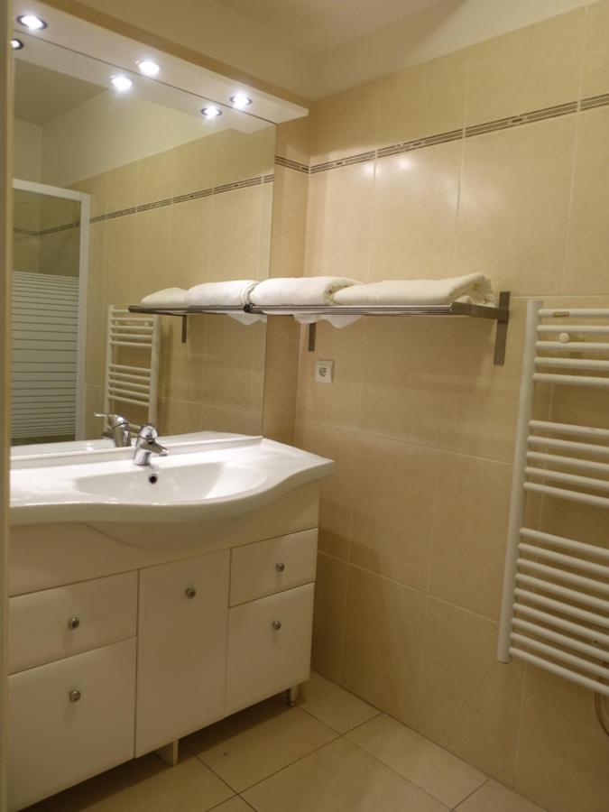 Lovely Appartement With Balcony 5Min Train Station Cannes Kültér fotó